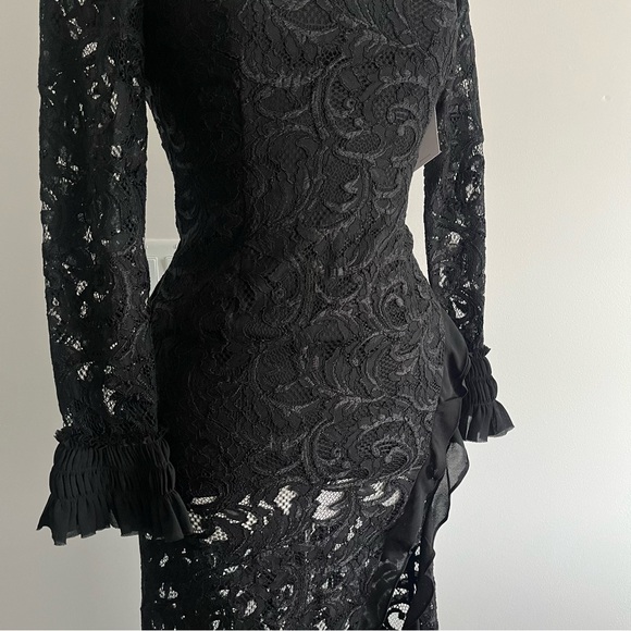Alexis Black Fala Lace Dress - Picture 3 of 10